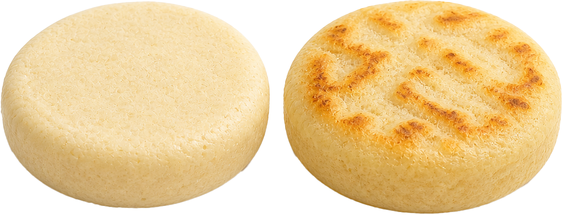Stuffing arepa